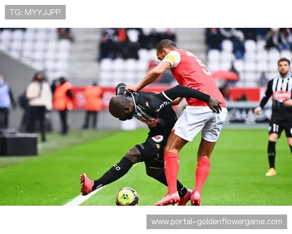 昂热与兰斯保级关键之战 谁能在最后时刻逃脱降级命运